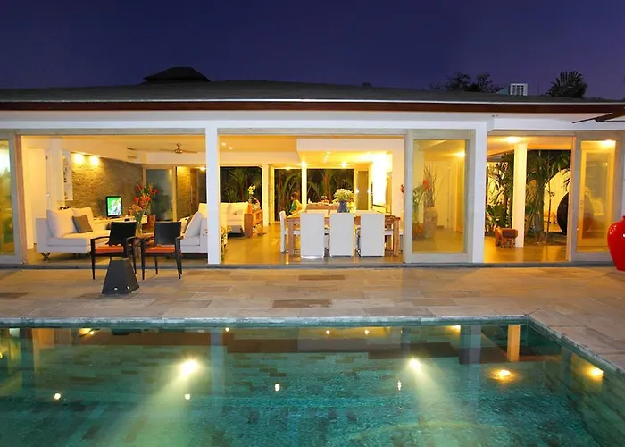 Amertha Dreamland Villa *
